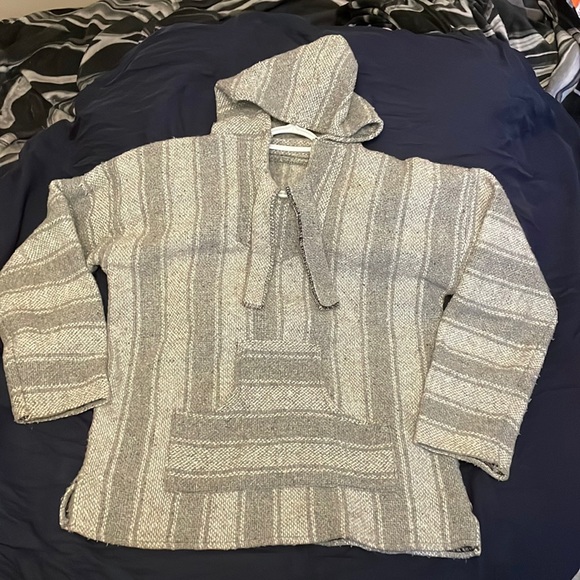 😊2lots/$15Authentic Mexican Poncho Med - Picture 1 of 5